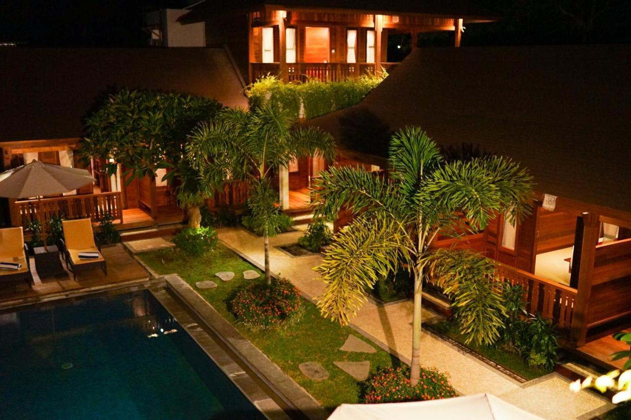 La'villaris hotel&resto Kuta  Exterior foto